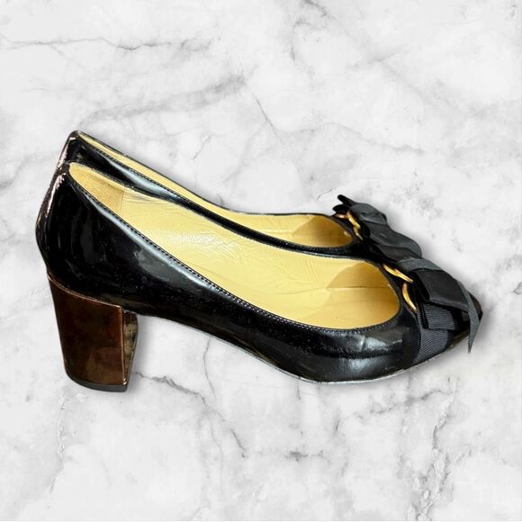 Kate Spade Dale Black Patent Leather Pumps in Original Box / SZ: 8B - Picture 3 of 8